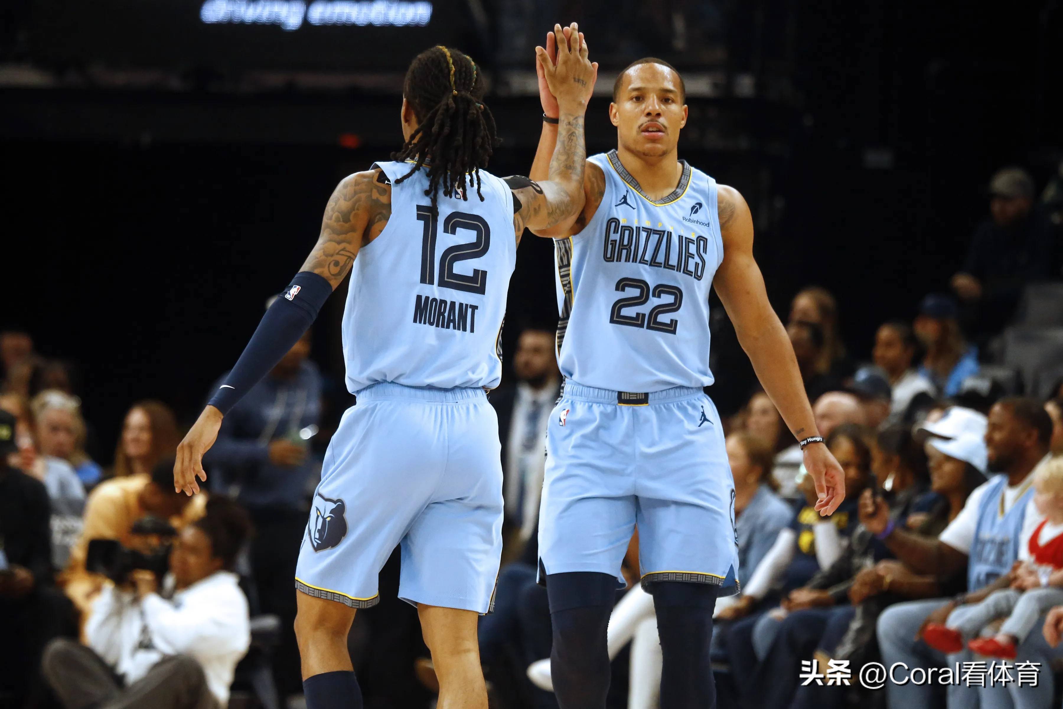 AYX爱游戏中国-赛地聚焦:NBA季后赛集结日热度飙升,芝加哥公牛绝杀压哨,质疑声仍在,身体对抗强度拉满的简单介绍