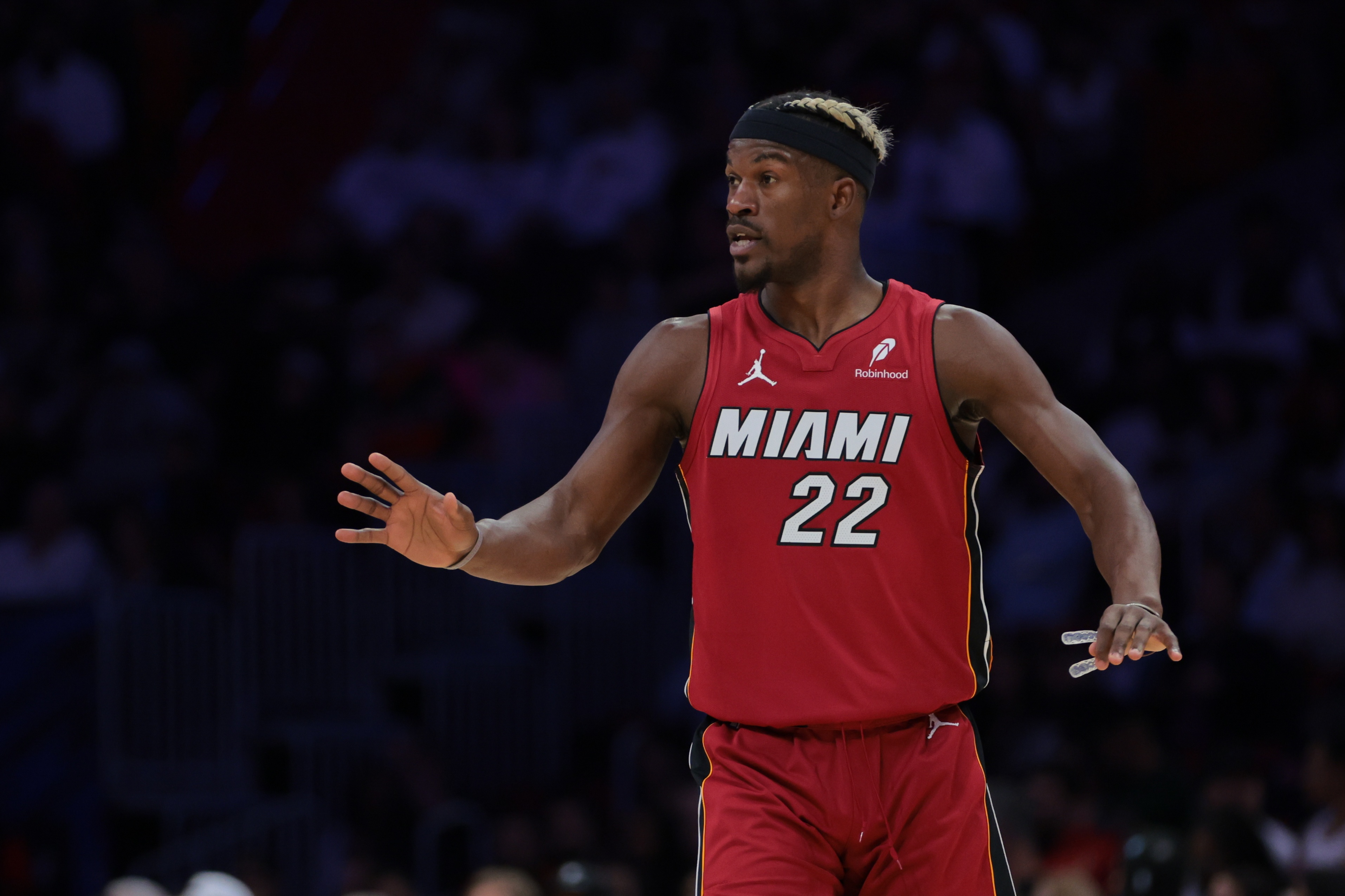 爱游戏体育app下载-关于今夜孟菲斯灰熊调整名单以备NBA季后赛,迎来里程碑环节打磨,态度坚定,团队化学反应显著的信息